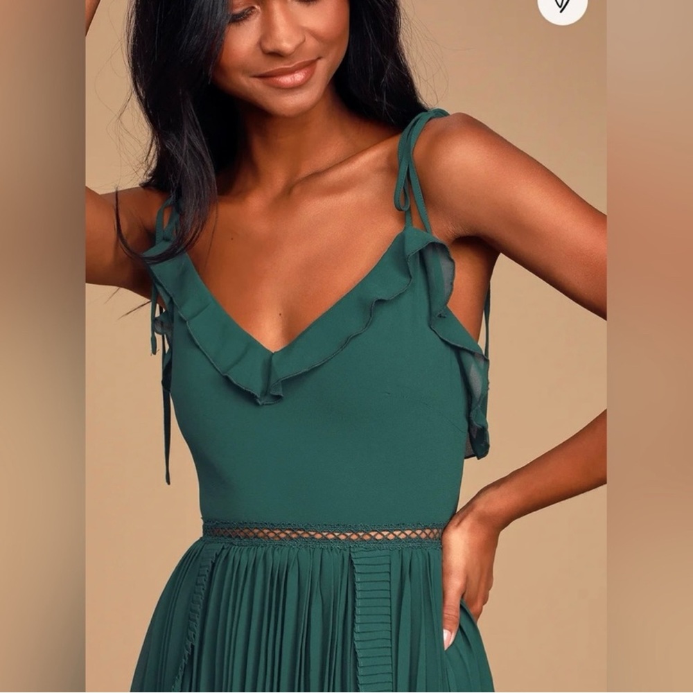 Lulus Never a Dull Moment Tie-Strap Pleated Midi Dress - Emerald Green - Picture 3 of 11